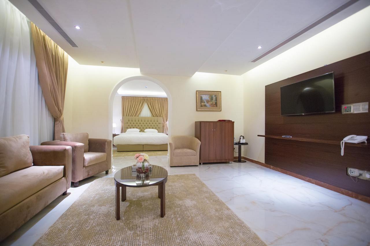 Al Fouz Luxury - الفوز الفاخرة للأجنحة الفندقية *